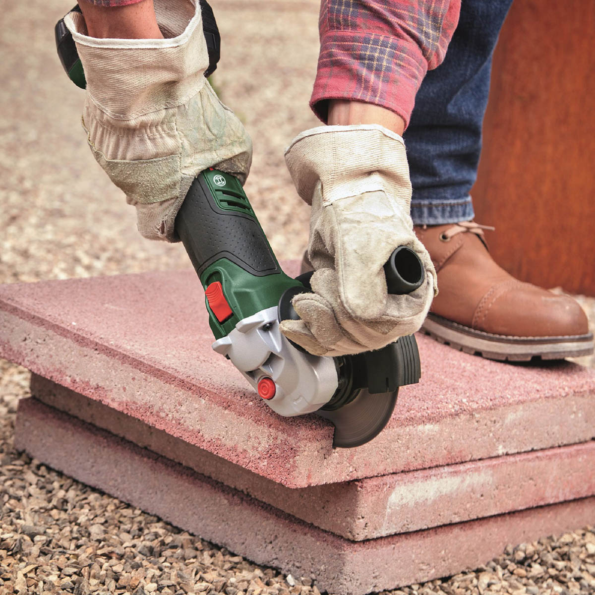 Bosch Angle Grinder Cordless UniversalGrind 18V-75 18V 1 x 4Ah Li-ion One+ 115mm - Image 4