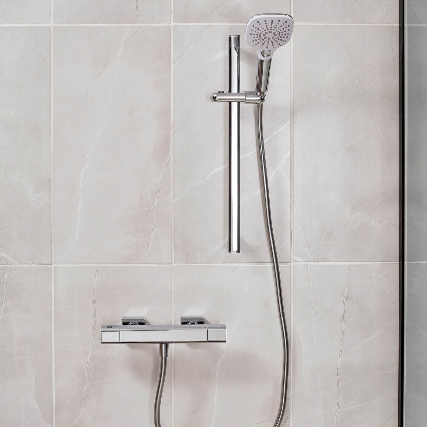 Triton Thermostatic Mixer Shower Velino Chrome Wall-mounted & 1.5m hose length - Image 2