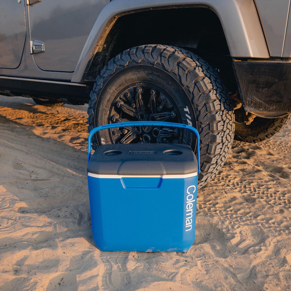 Coleman Cooling Box Blue Travel Cup Holders Insulated Portable Slim Compact 28L - Image 3