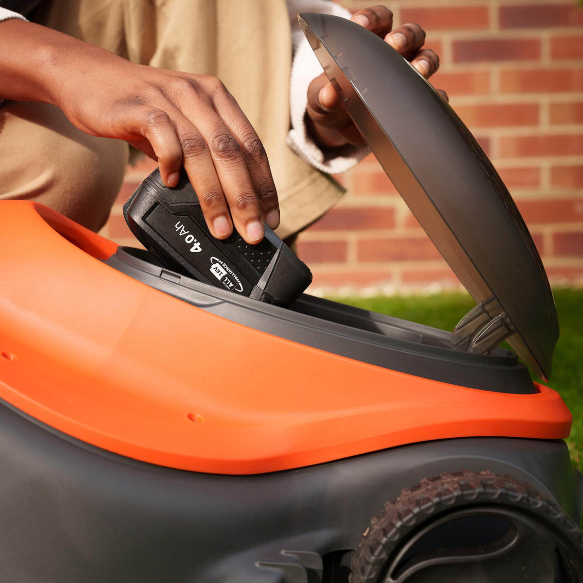 Flymo Lawnmower Cordless 18V 4Ah Li-ion 18VSimplimow320Kit Rotary Grass Cutter - Image 8