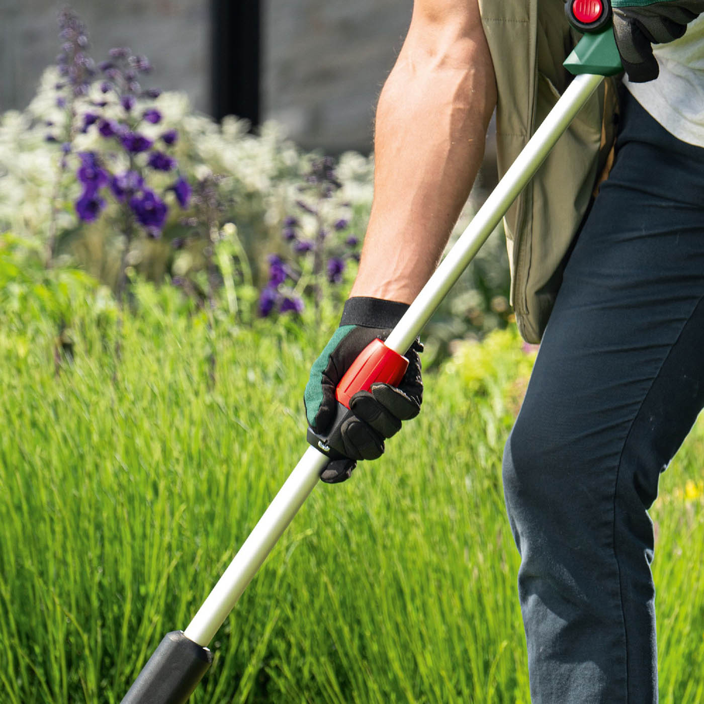 Bosch Grass Trimmer Cordless 18V Li-Ion UniversalGrassCut 18V-26-500 Body Only - Image 9