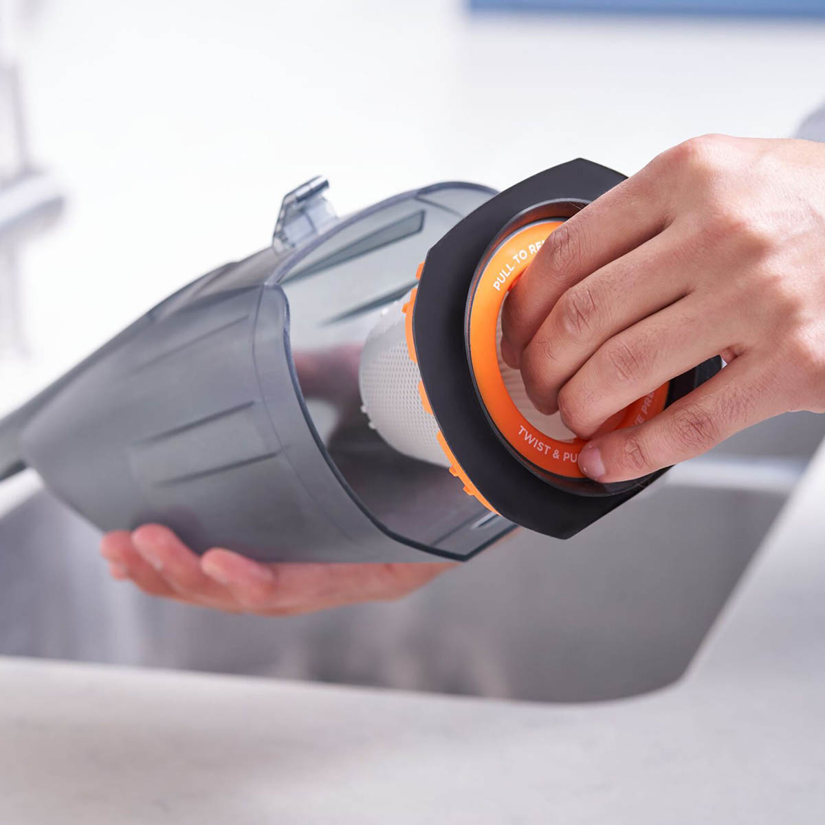 Black+Decker Dry Dustbuster Cordless 0.5L BCHV001B-XJ POWERCONNECT 18V Body Only - Image 4
