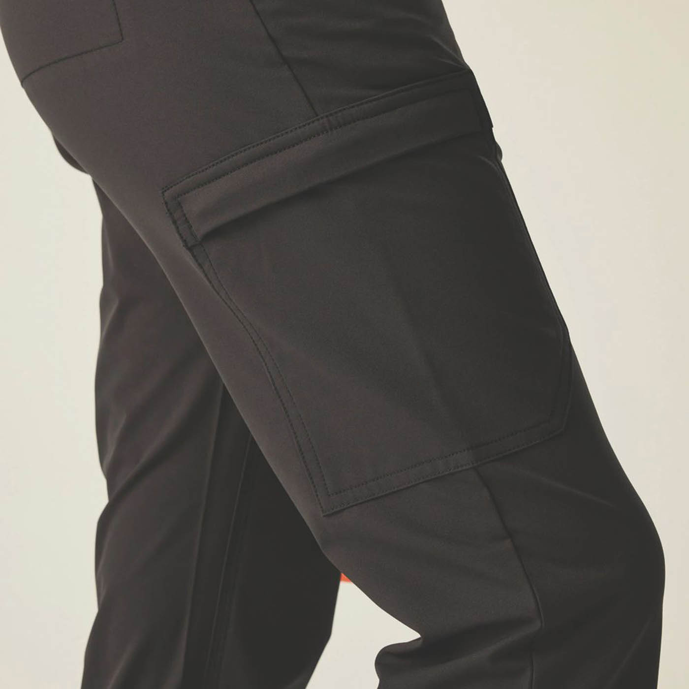 Regatta Work Trousers Womens Regular Fit Black Multi Pockets Size 10 31in L - Image 4