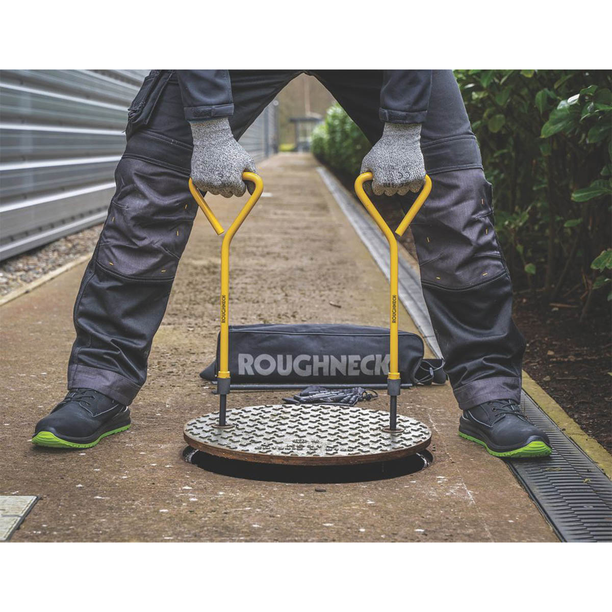 Roughneck Manhole Cover Lifting Key Kit Universal Heavy Duty Carry Case 430mm - Image 5