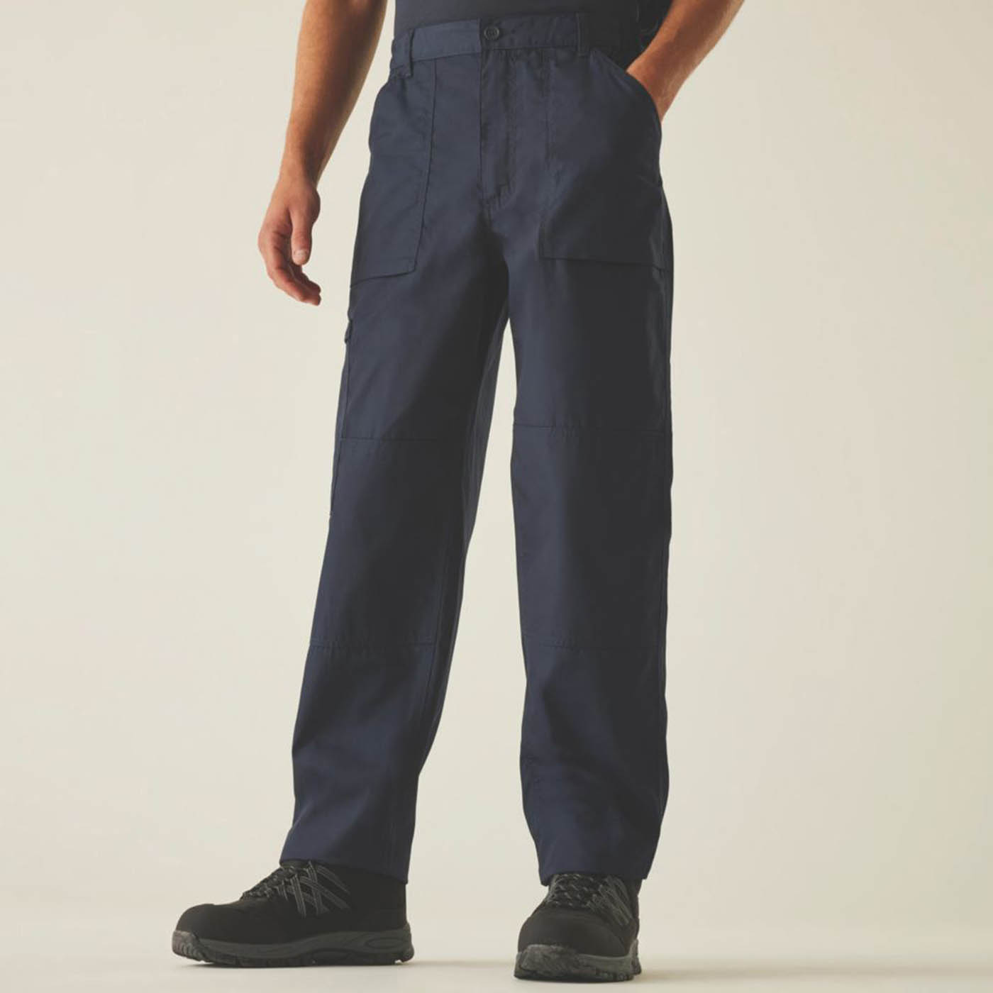 Regatta Work Trousers Mens New Action Regular Fit Navy Multi Pockets 42W 31L - Image 2