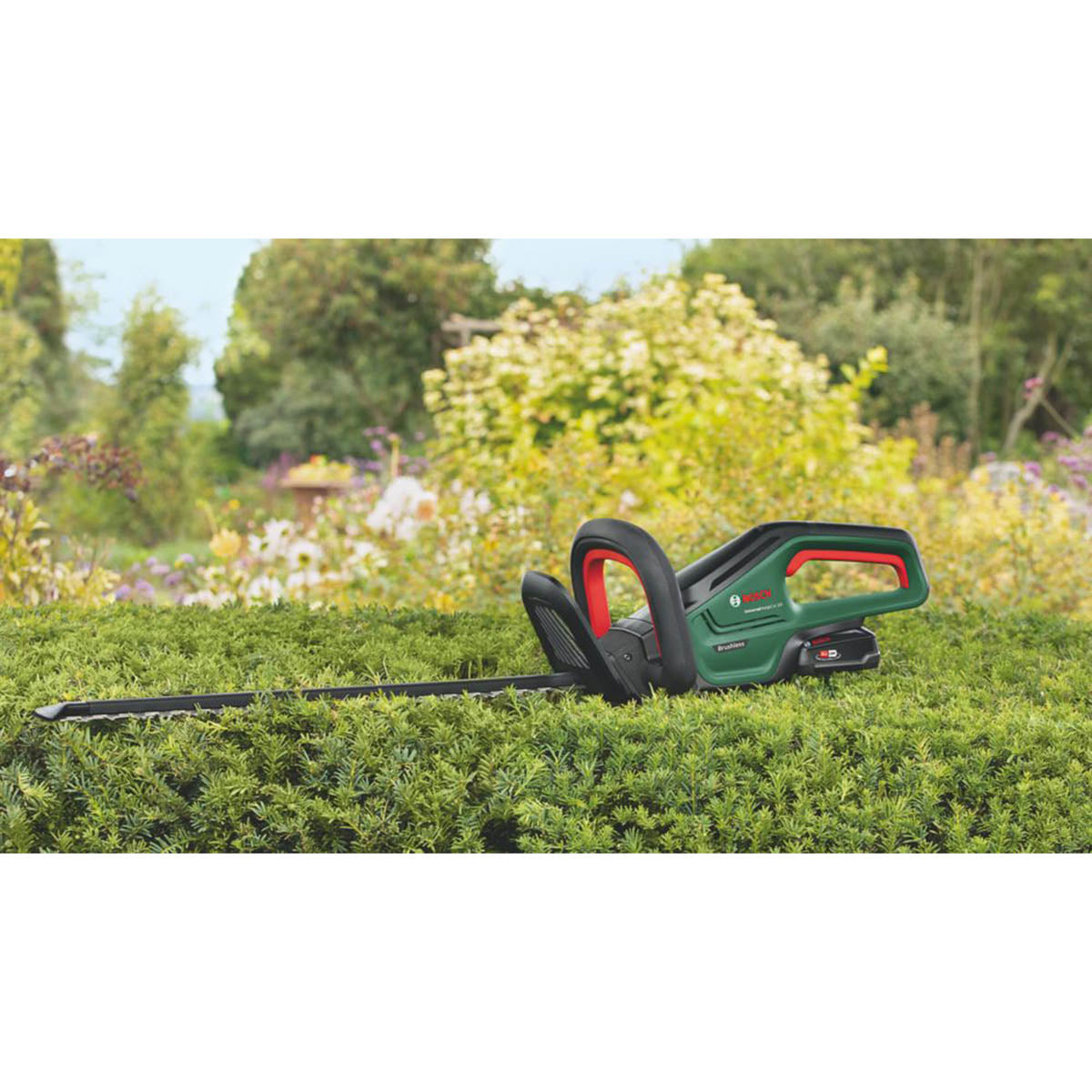 Bosch Hedge Trimmer Cordless Brushless Li-Ion 2.5Ah Bush Branch Cutter 18V - Image 3