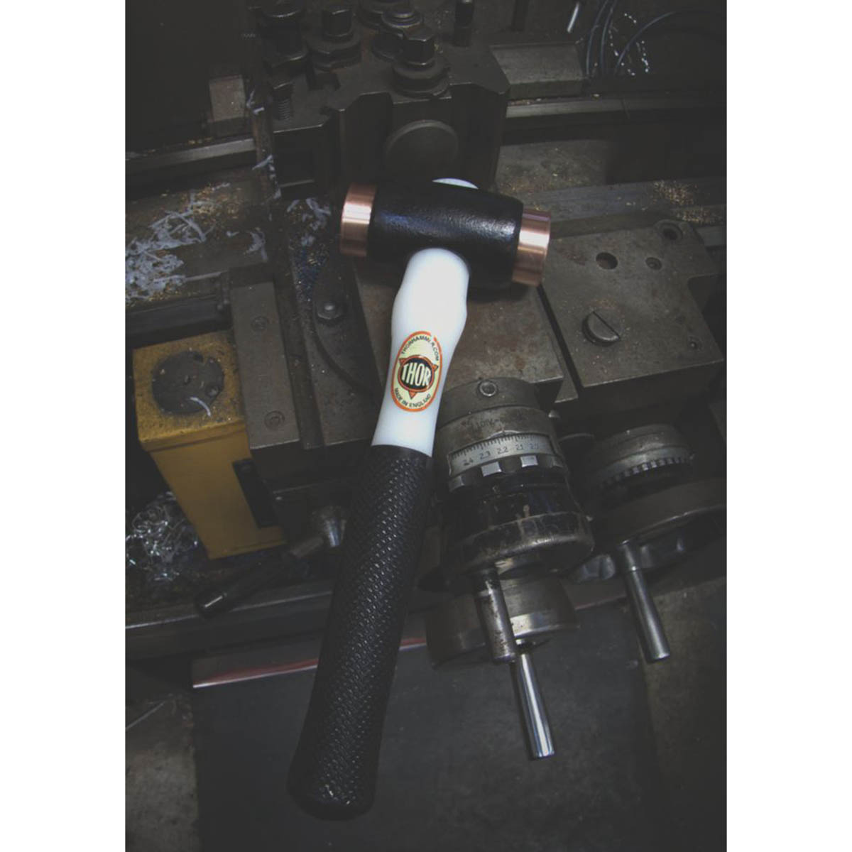 Thor Soft Faced Hammer 312 Copper Iron Head Plastic Handle Size 1 2lb (0.83kg) - Image 4