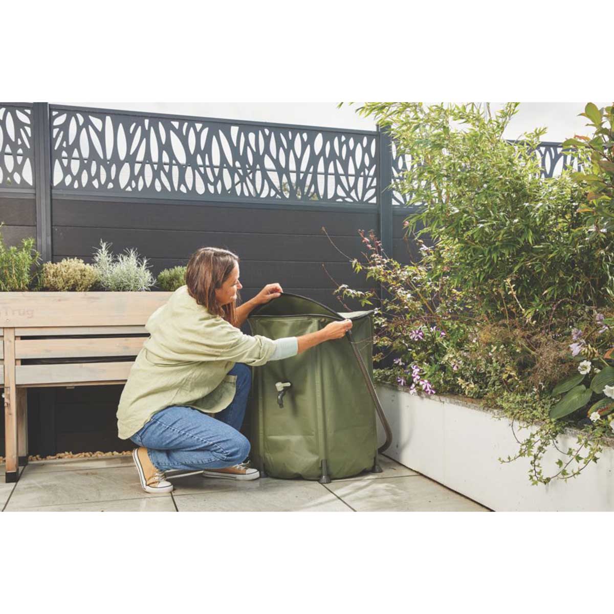 Water Butt Portable PVC Integrated Lid With Zip Green Frost Resistant 200Ltr - Image 4