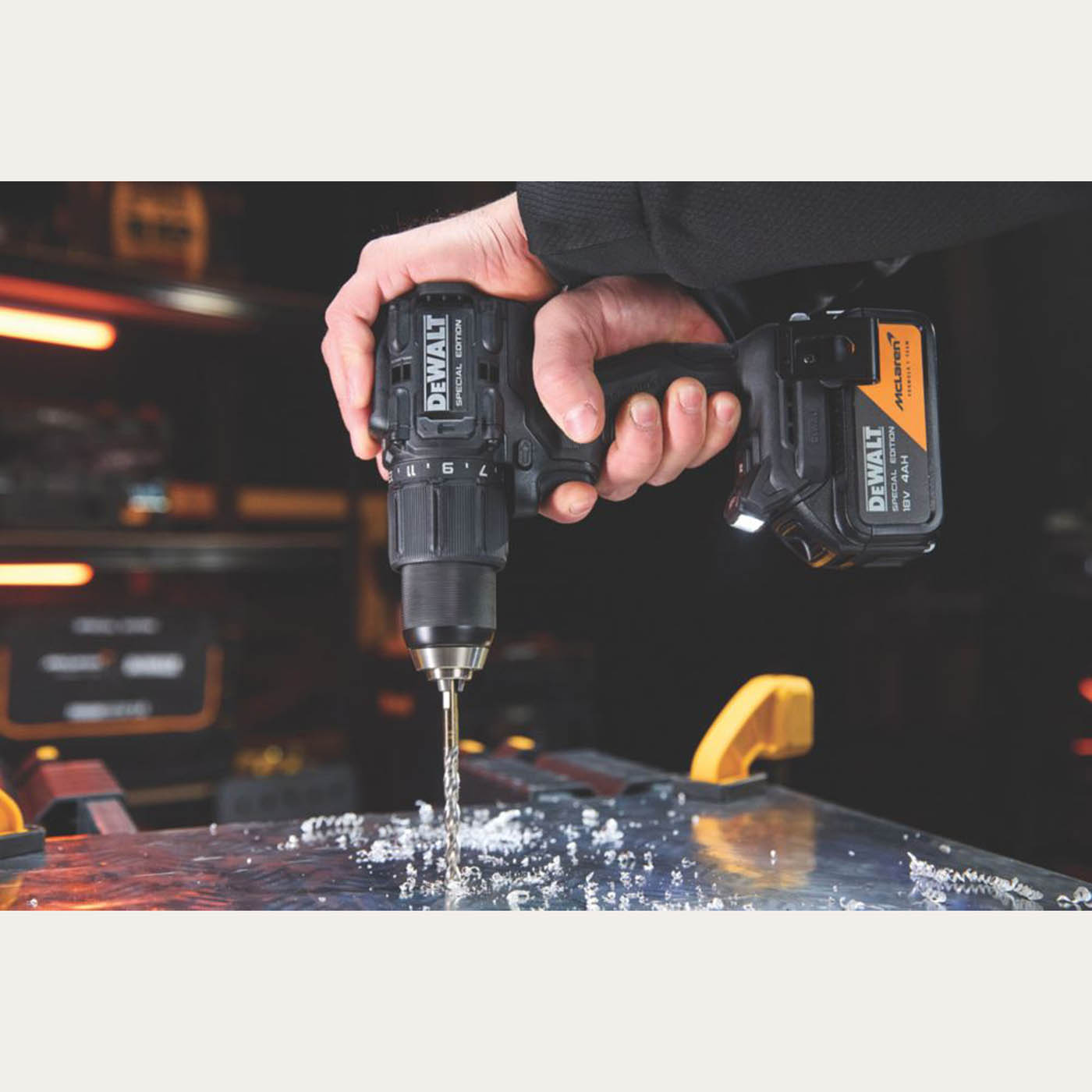 DEWALT Twin Kit McLaren F1 Team DCK2222MM2T-GB Cordless 18V 2 x 4.0Ah Li-Ion XR - Image 6