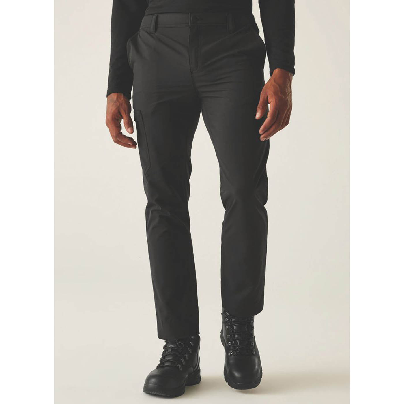 Regatta Work Trousers Mens Regular Fit Black Stretch Pockets Comfort 32W 30L - Image 2
