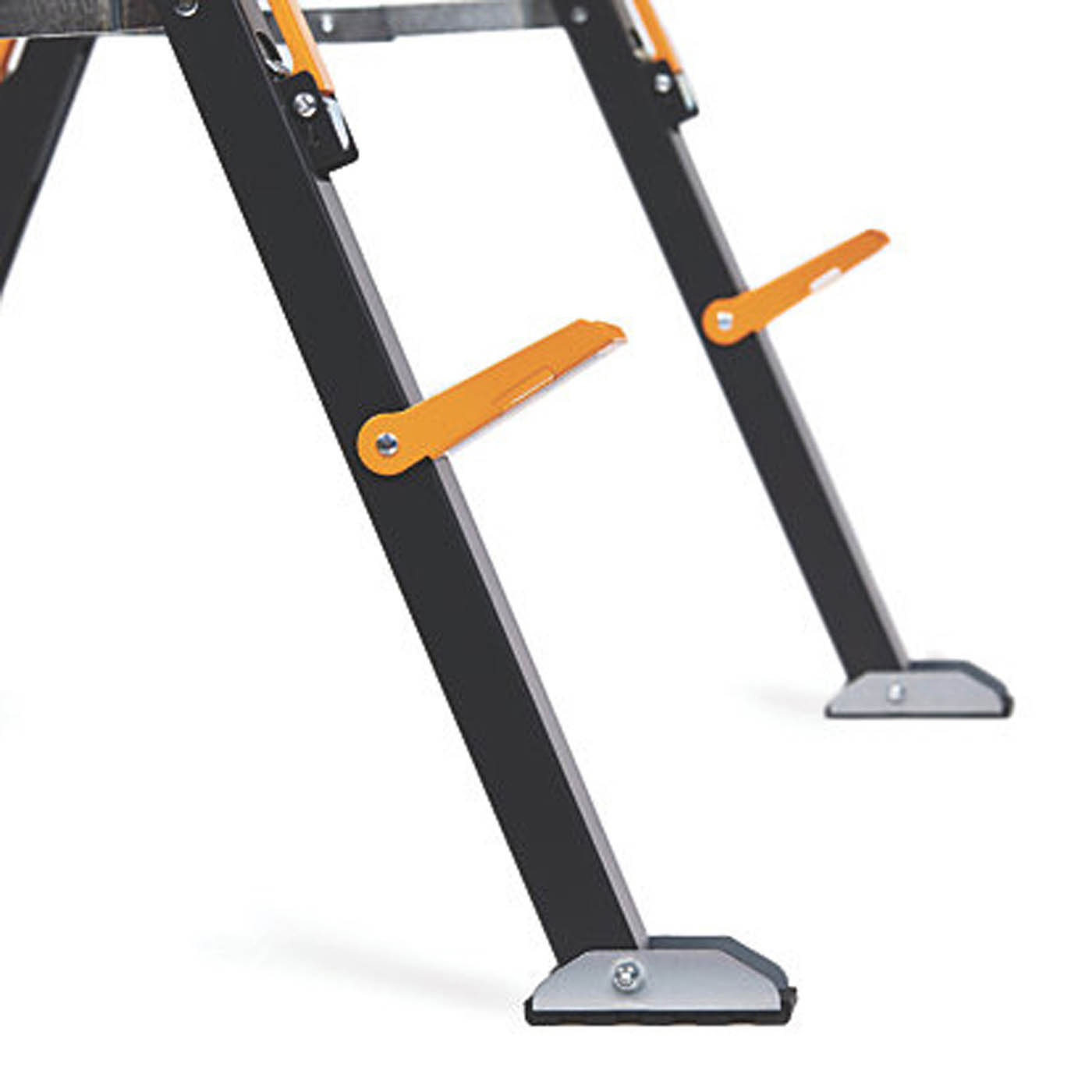 Toughbuilt Sawhorse TB-C700-2 Heavy Duty Portable Workstation 900mm Pair - Image 5