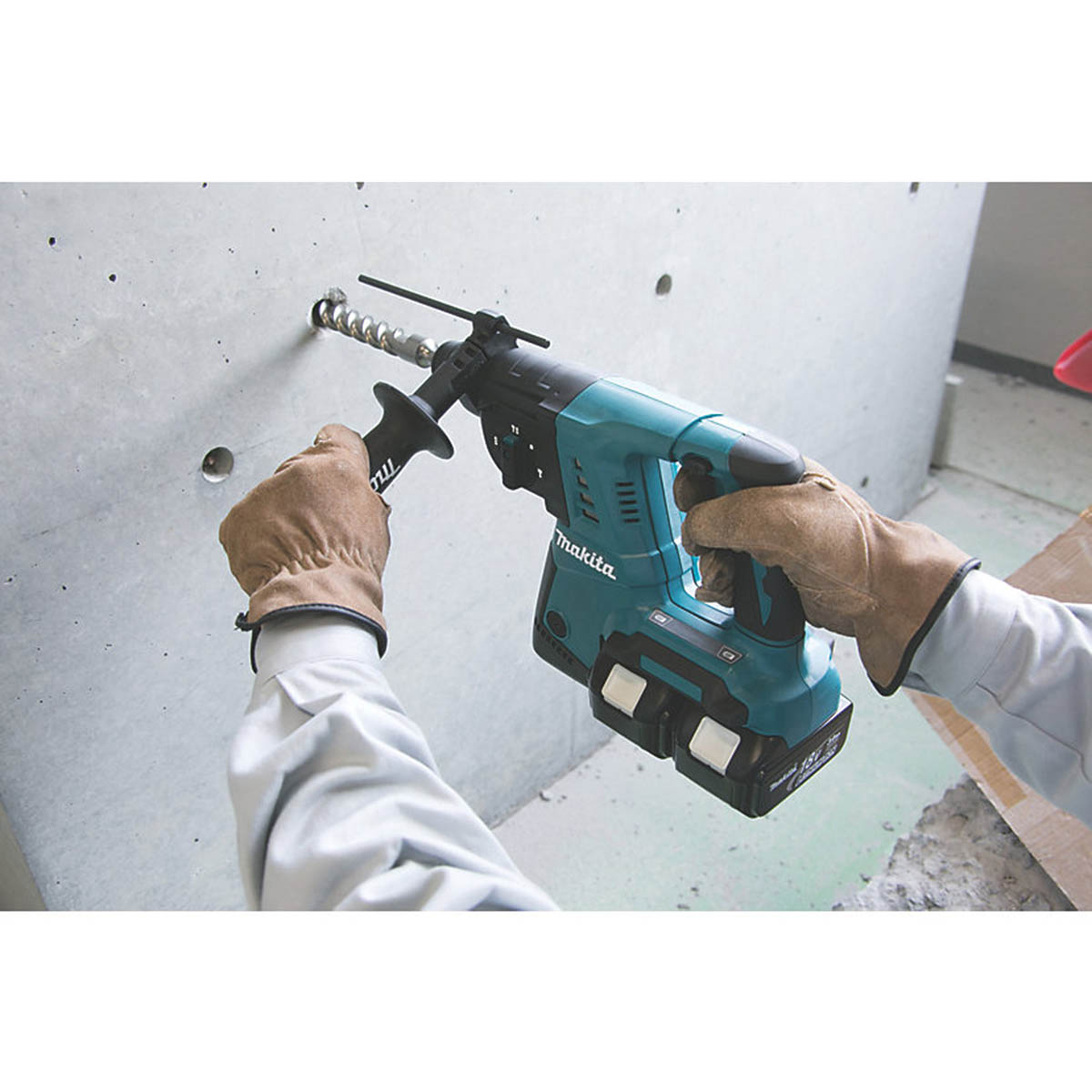 Makita Rotary Hammer Drill SDS Plus Cordless 18V Li-Ion DHR263ZJ Body Only - Image 2