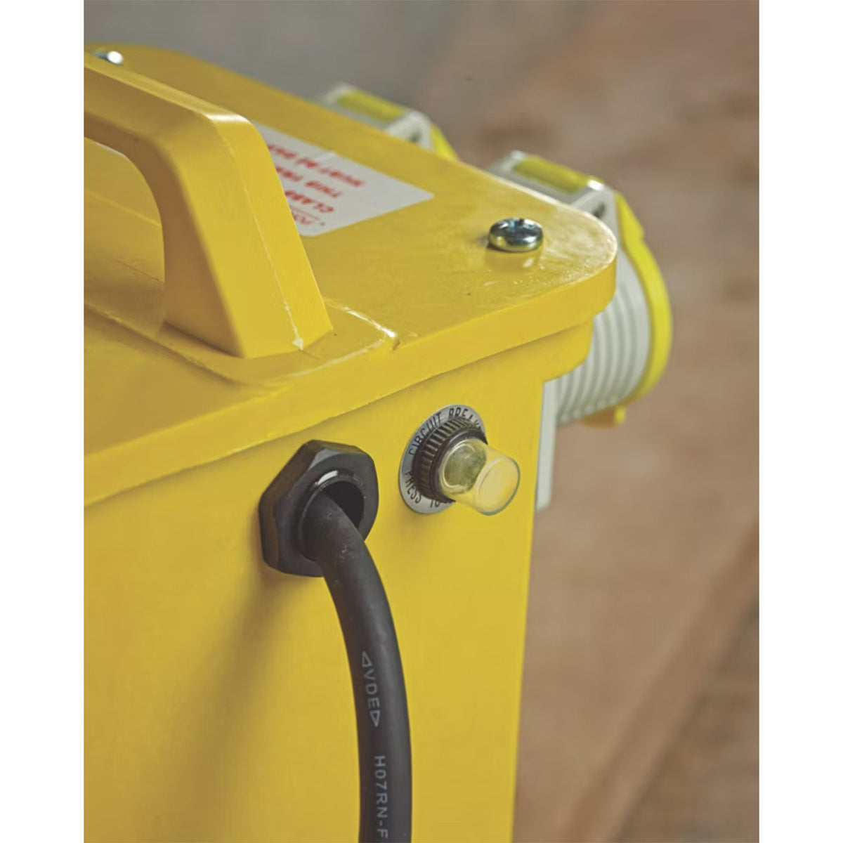 Carroll & Meynell Transformer Distribution Kit 3kVA 230V/110V - Image 3