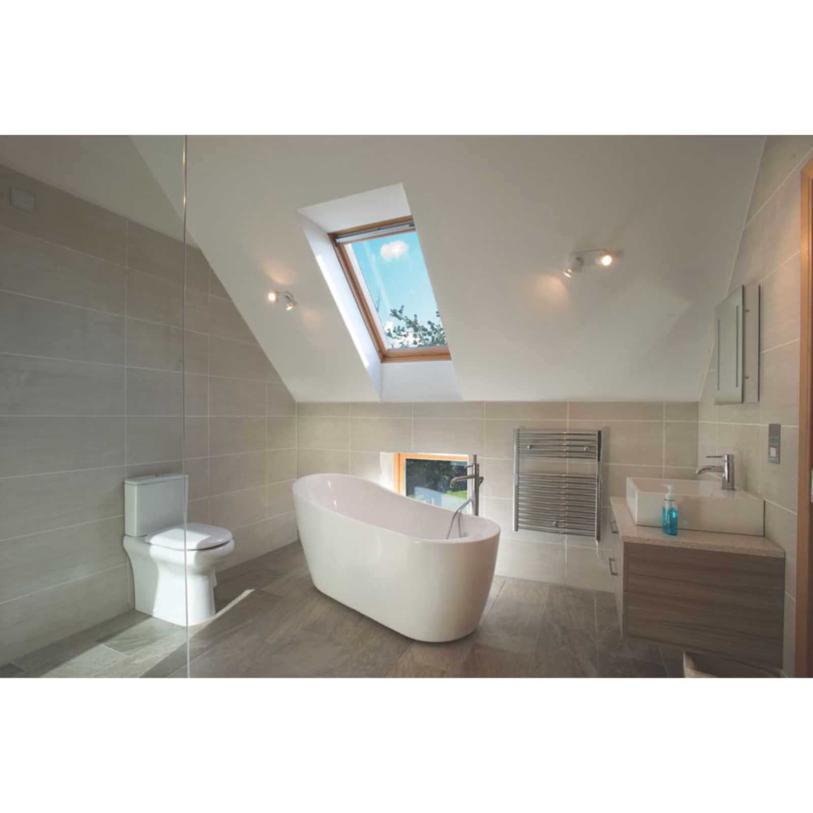 Keylite Manual Centre-Pivot Grey & Pine Timber Roof Window Clear 550 x 980mm - Image 2