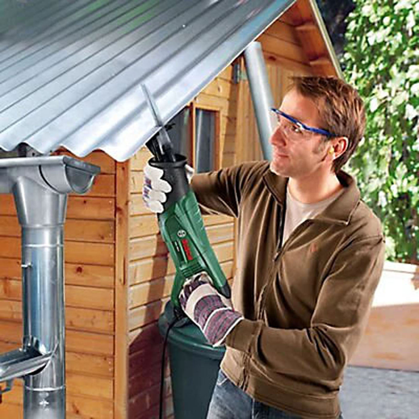 Bosch Reciprocating Saw Electric Wood Metal Cutting Softgrip 710W 240V - Image 4