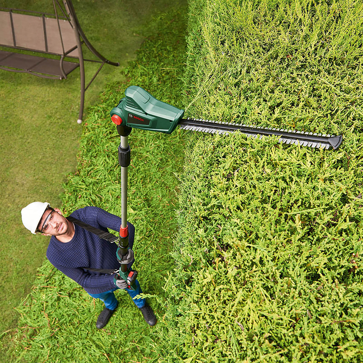 Bosch Hedge Trimmer Cordless 18V Li-Ion UniversalHedgePole18 430mm Body Only - Image 5