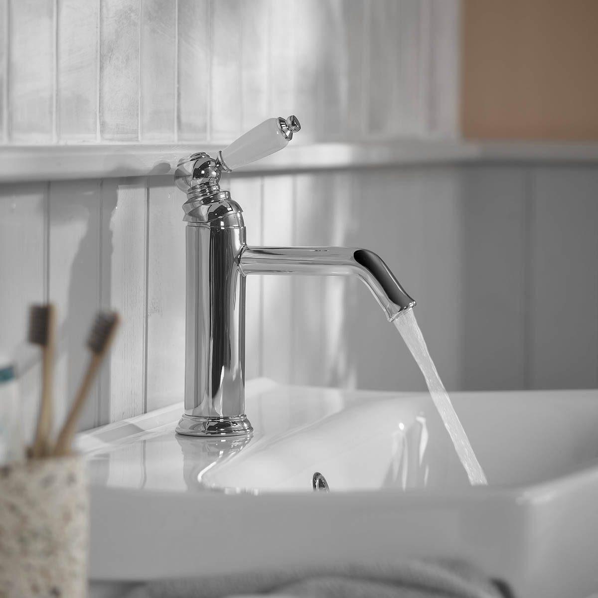 Bathroom Basin Tap Mono Mixer Chrome Single Lever Brass Traditional Faucet - Image 1