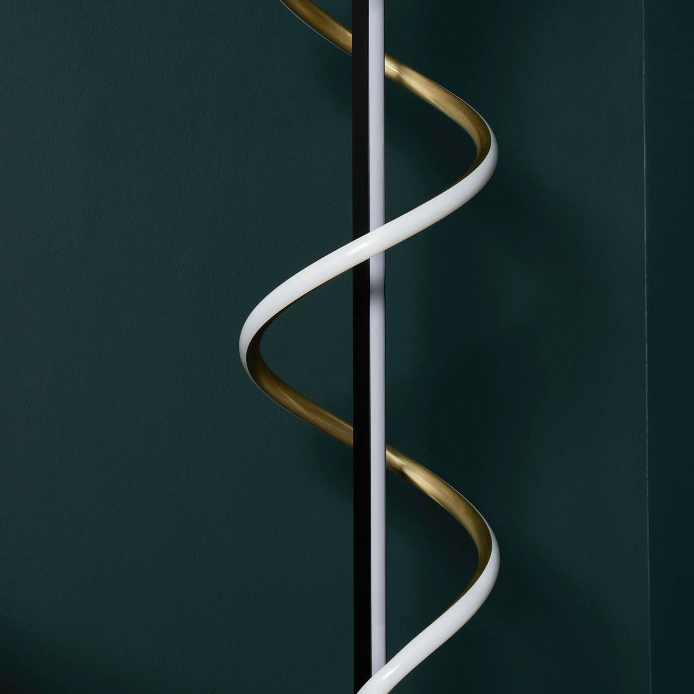 Inlight LED Floor lamp Hadston Spiral Matt Black Modern Warm White Slim Vertical - Image 5