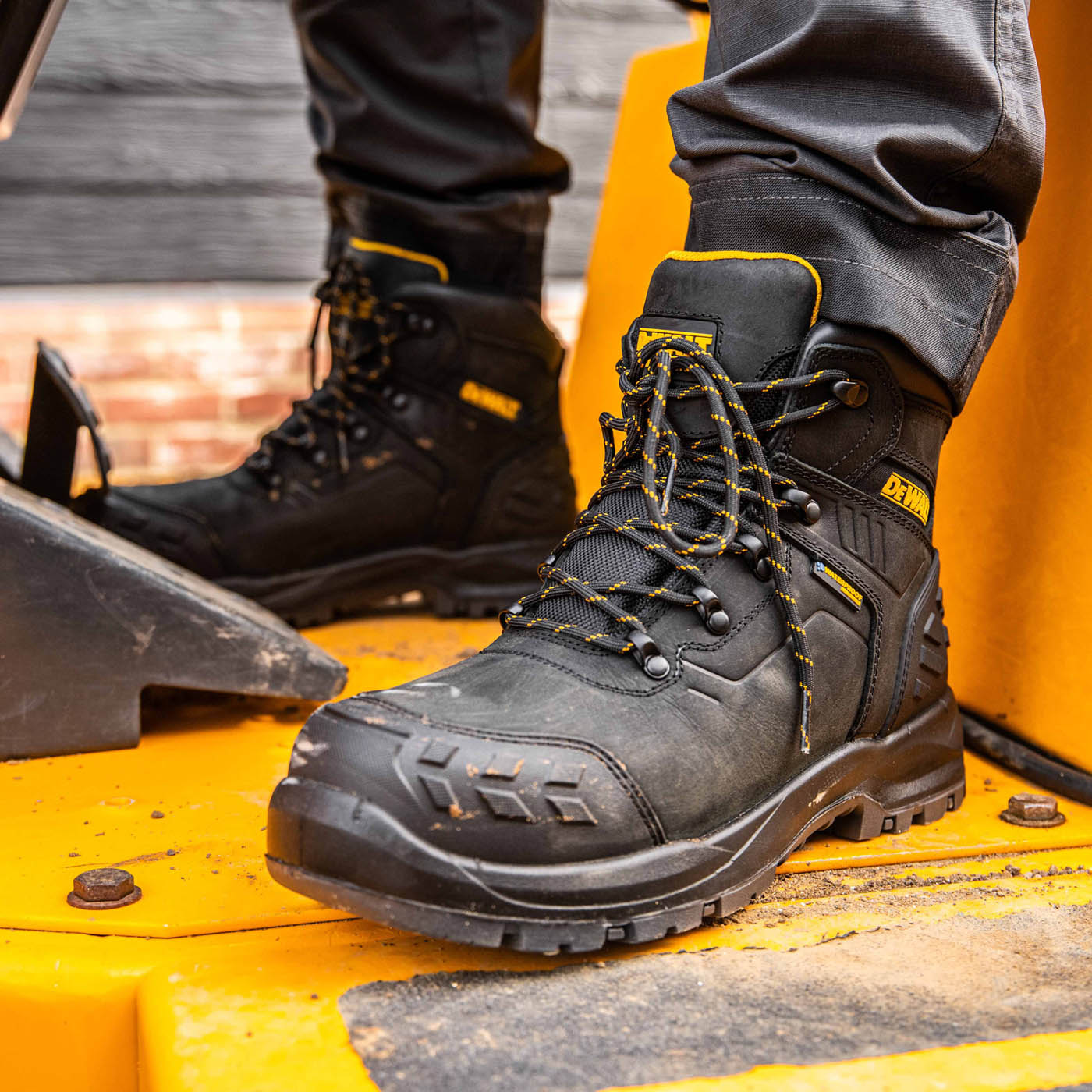 DeWalt Mens Safety Boots Black Steel Toe Cap Waterproof Breathable Size 10 - Image 2
