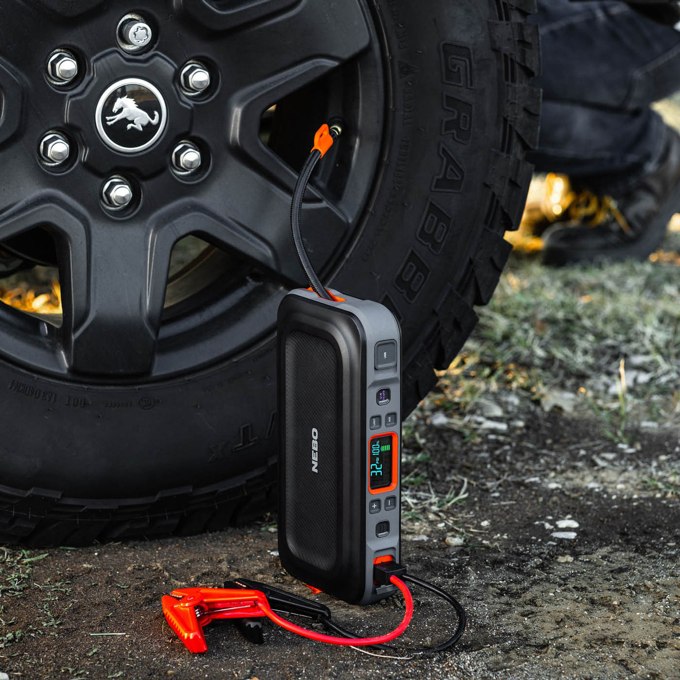 Nebo Car Jump Starter And Air Tyre Compressor Assist Air 1500A Compact Powerful - Image 3