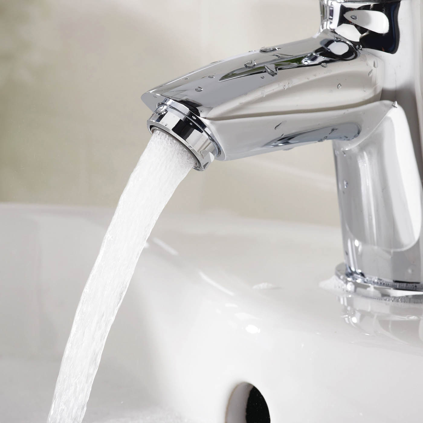 Bristan Orta Chrome effect Round Basin Mono mixer Tap - Image 9