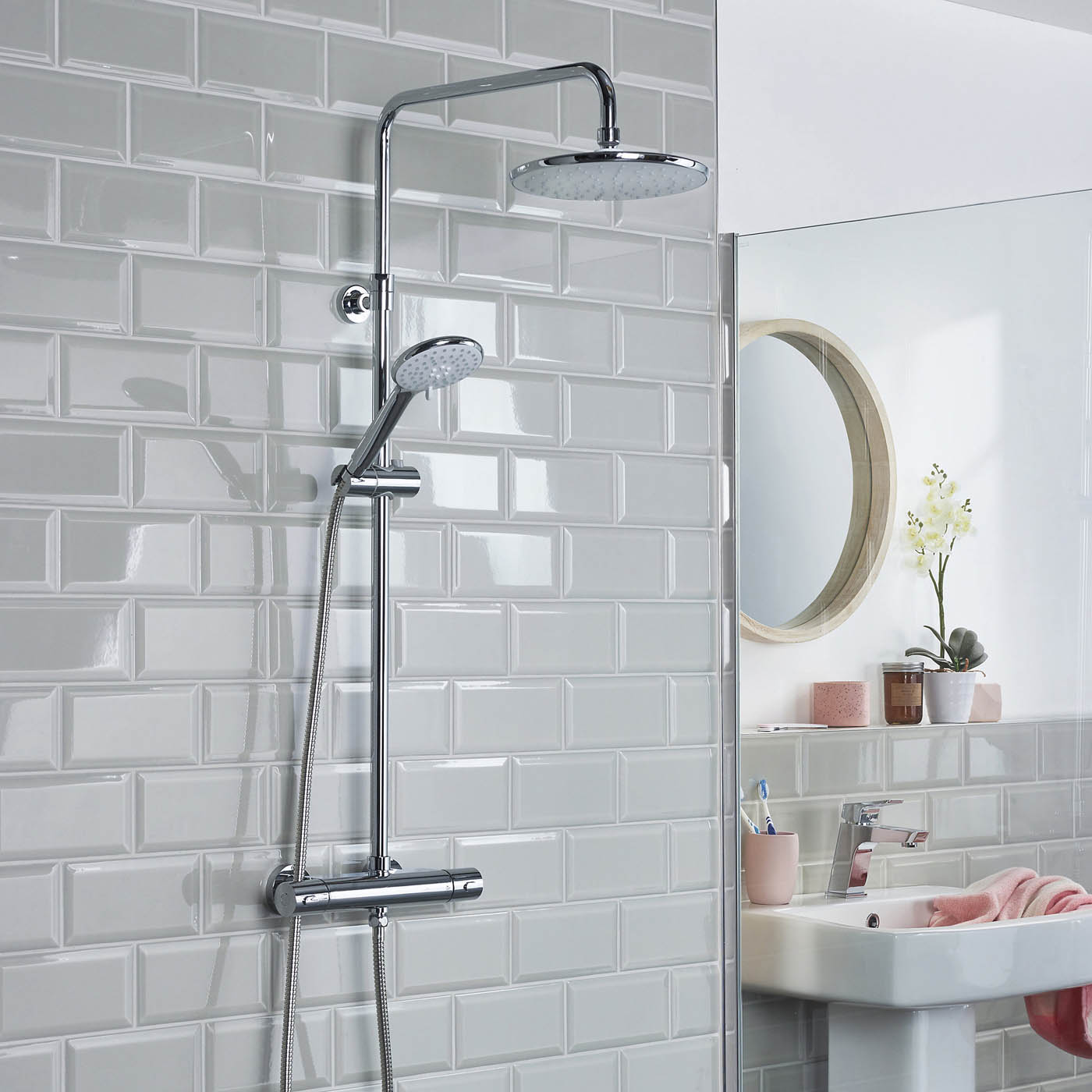 Bristan Buzz Chrome effect Rear fed Thermostatic Mixer Shower with 2 heads - Image 2