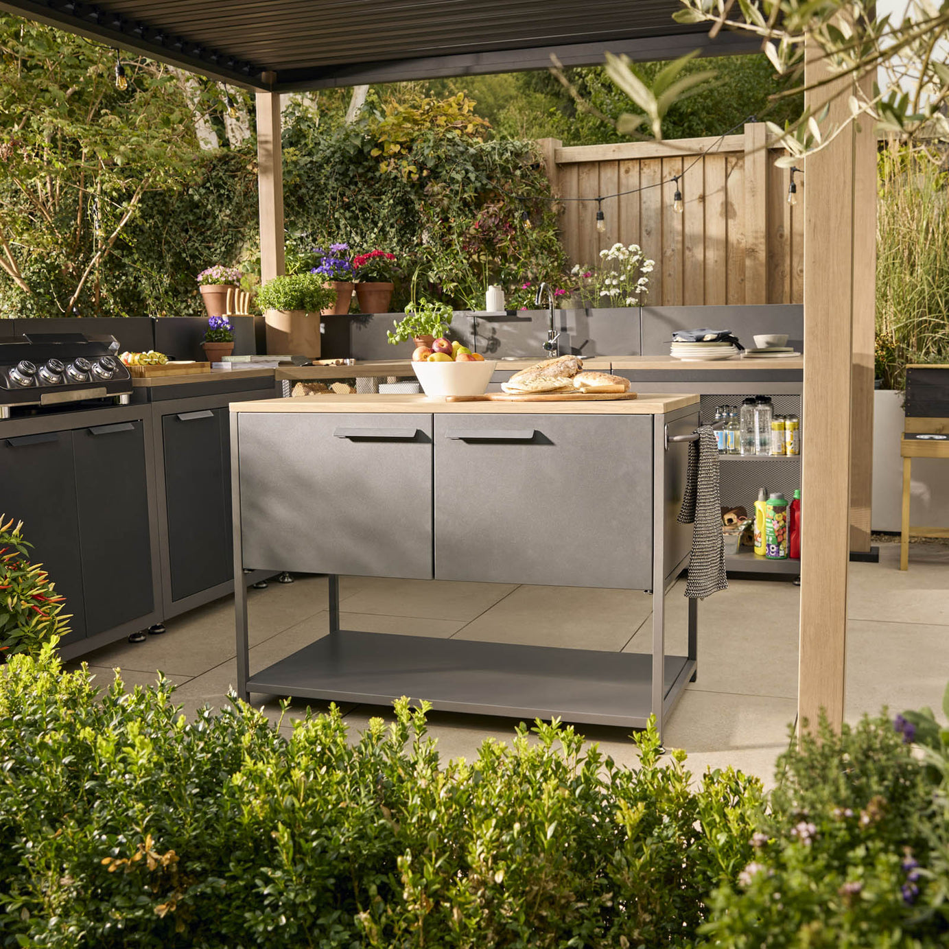 GoodHome Cucino Powder-coated Grey Open Steel Wood effect Outdoor kitchen cabinet unit - Image 3