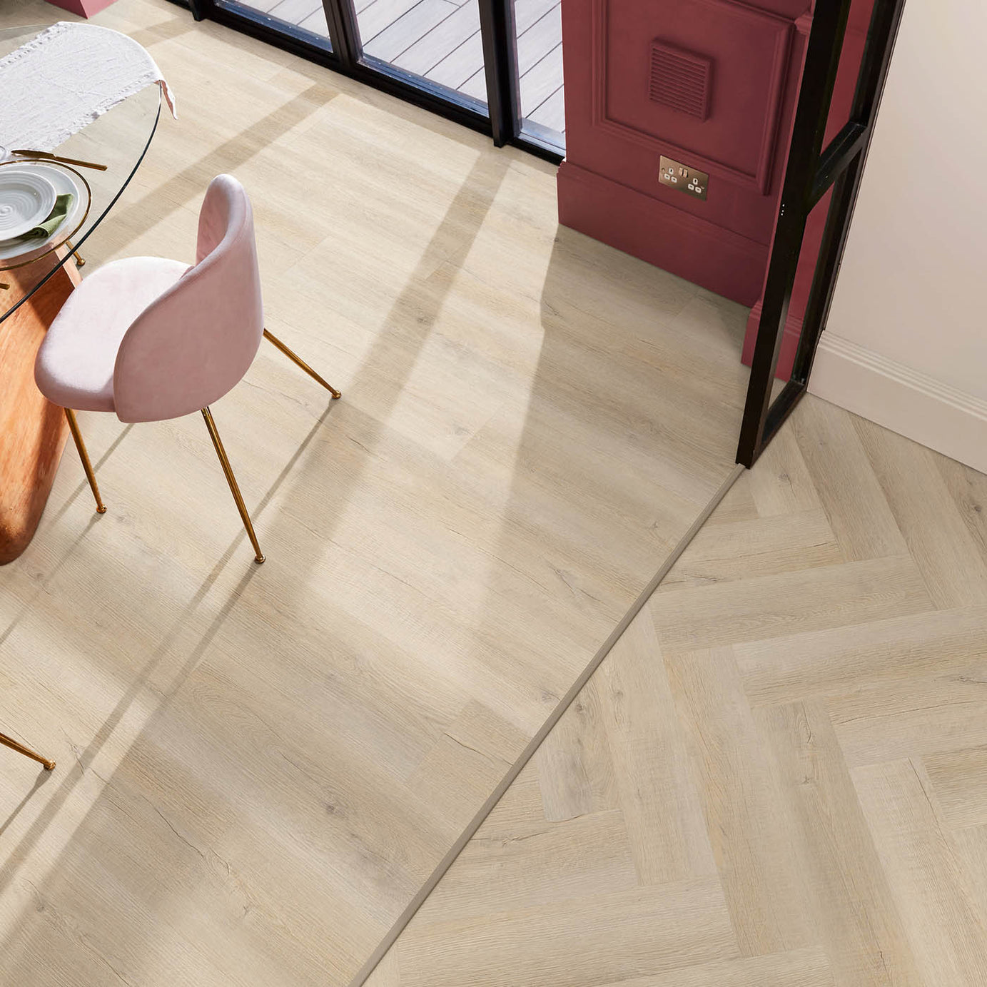 Beige & Taupe Light oak effect Embossed vinyl click Planks, 3.2m² - Image 5