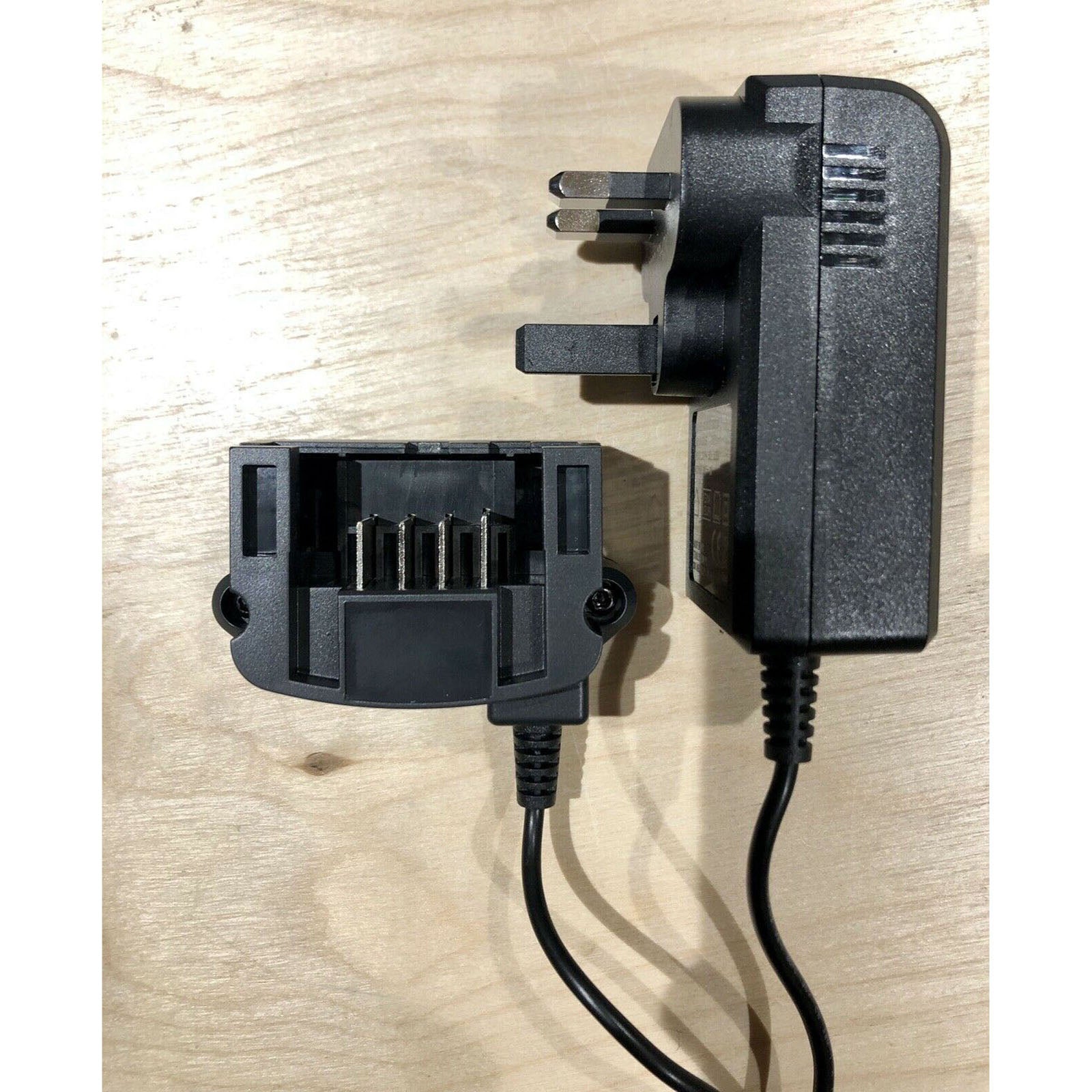 Stanley FatMax Charger Replacement For Cordless Drills FMC608 FMC628 18 V - Image 2