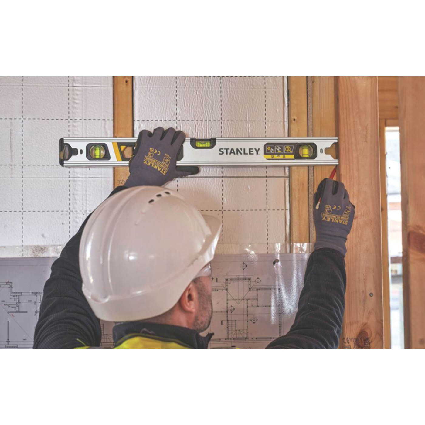 Stanley FatMax Xtreme Box Beam Level 2ft (600mm) - Image 4
