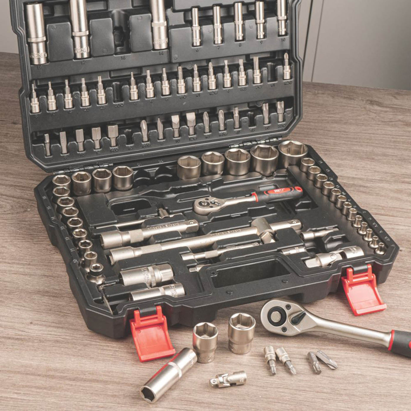 Socket Set 3/8” 1/4” And 1/2“ Drive Metric Corrosion Resistant Pack Of 94 - Image 5