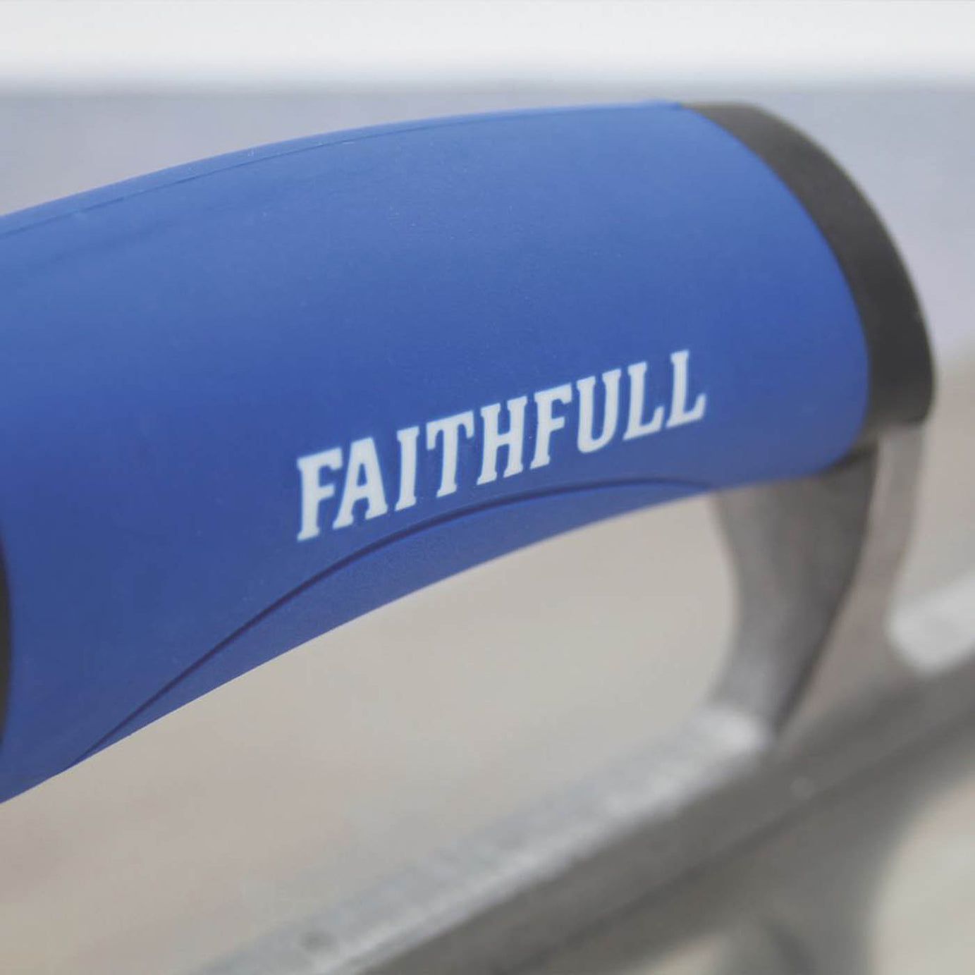 Faithfull Prestige Pre-Worn Plastering Trowel 14" - Image 6