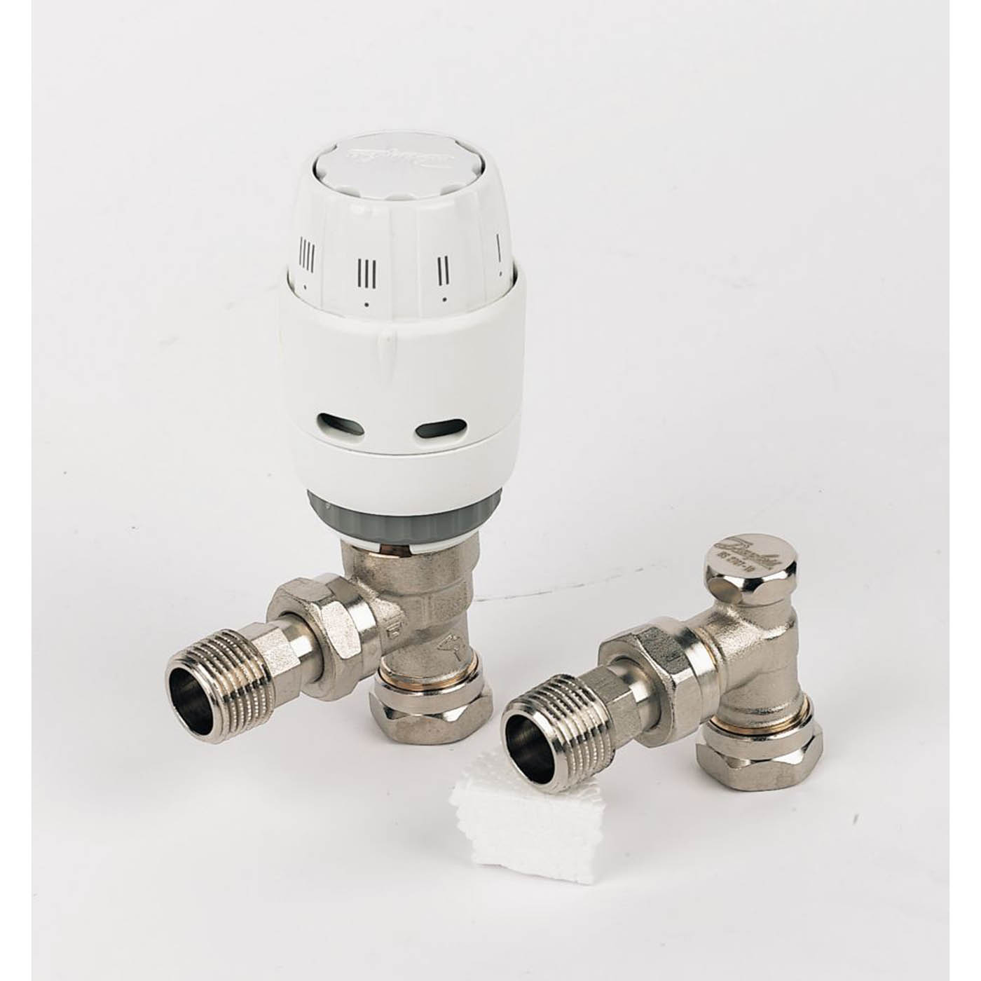 Danfoss RAS-C² White Angled & Straight Thermostatic TRV & Lockshield  10mm x 1/2" - Image 1