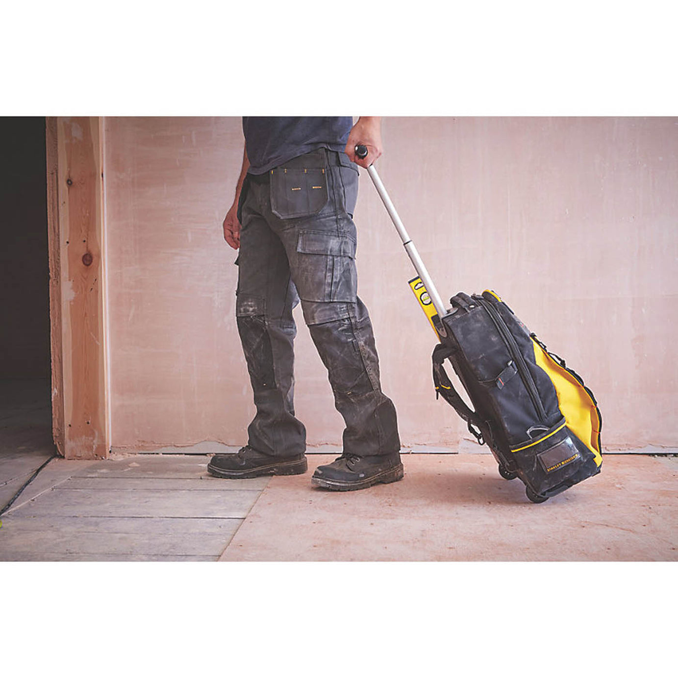 Tool Backpack Wheeled Waterproof Zipped Plastic Base Handle Shoulder Straps - Image 4