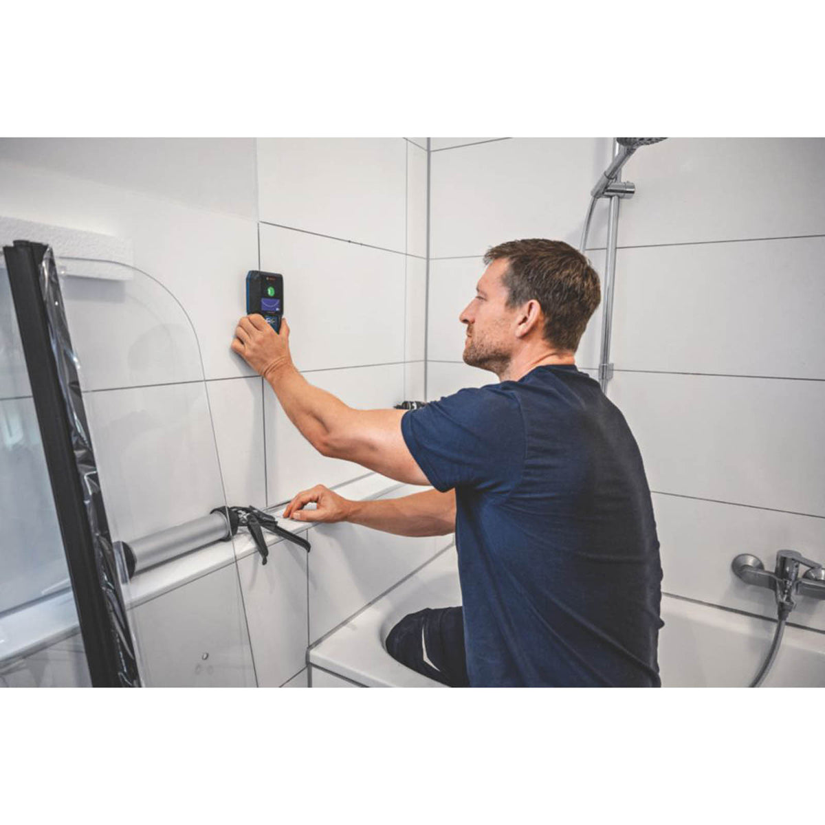 Bosch Detector Wall Scanner PRO GMS 120-27 Wire Metal Finder Sensor Compact - Image 2